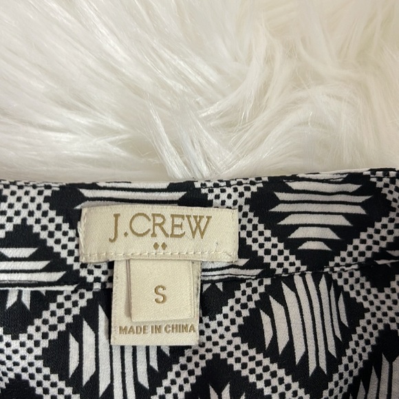 J. Crew Black & White Printed Drapey Sleeveless Top - Picture 4 of 4